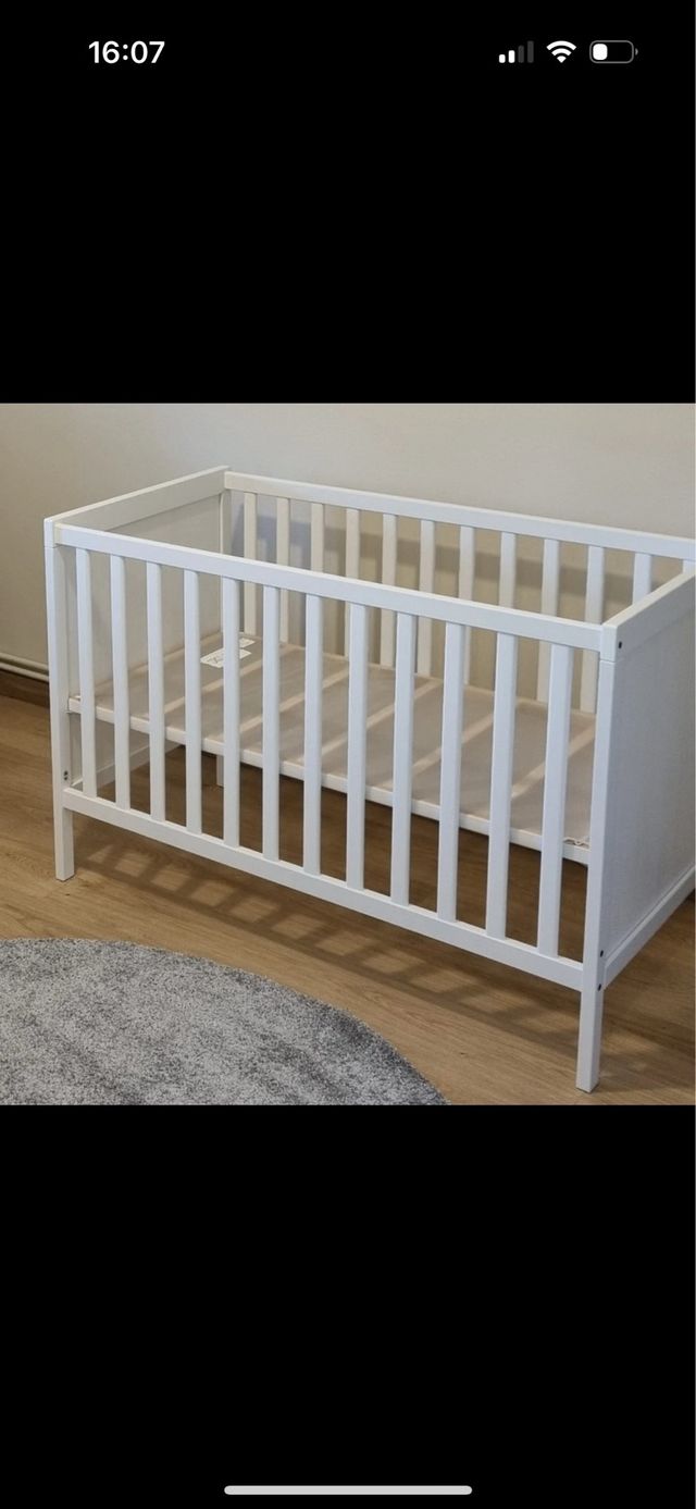 Cuna bebé blanca Ikea sundvik 60x120