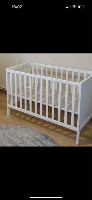 Cuna bebé blanca Ikea sundvik 60x120