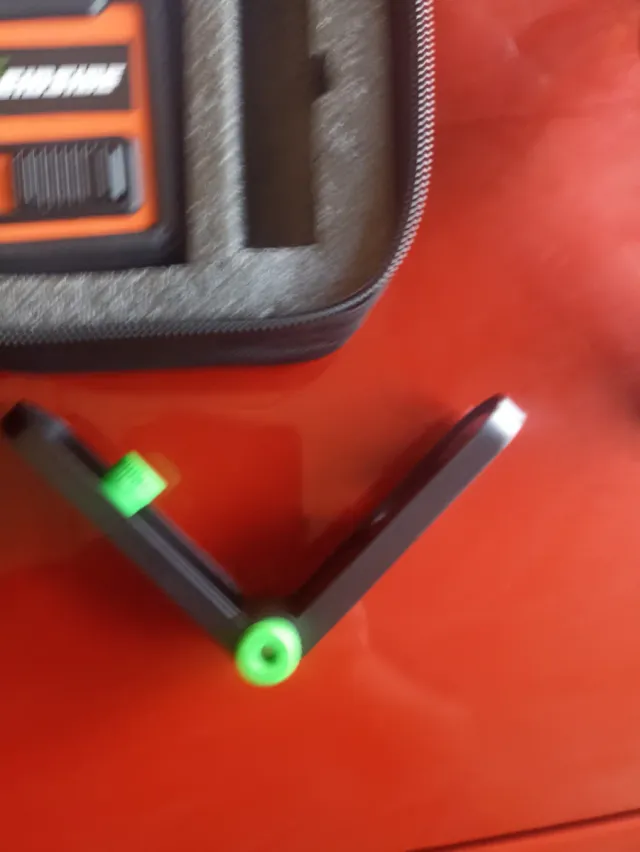 Nivel Láser EIDSIGE con Accesorios