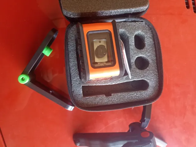 Nivel Láser EIDSIGE con Accesorios