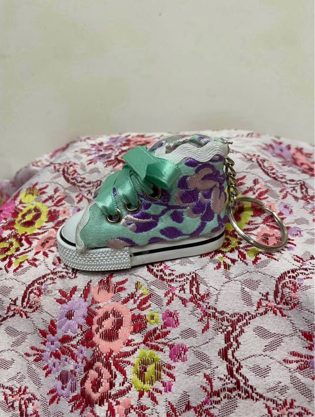 Llaveros botita con tela fallera