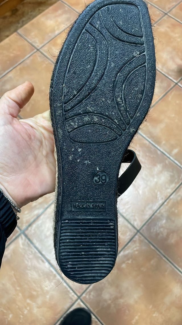 Sandalias esparto y piel cuña negro y verde