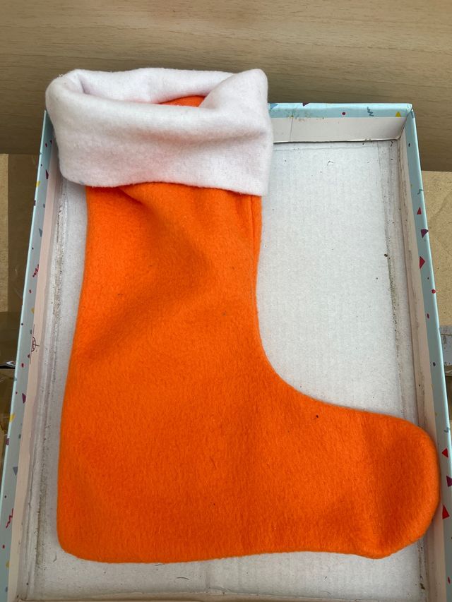 Calcetín Navideño Naranja y Blanco