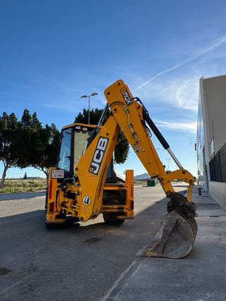 Retroexcavadora JCB 3CX