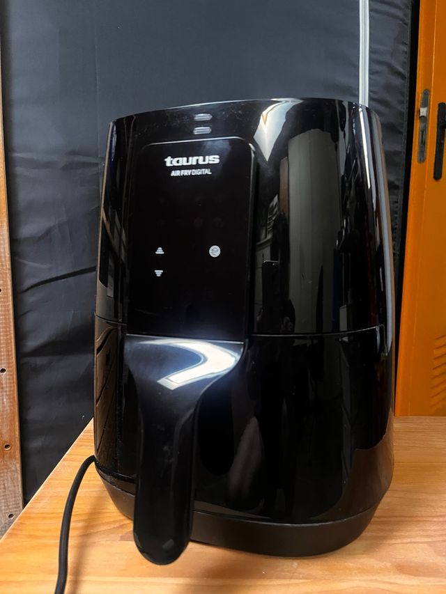 Freidora de aire Taurus Digital