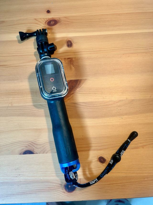 Palo Selfie GoPro con Funda y Correa