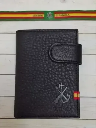 CARTERA CON MONEDERO PIEL LEGION + REGALO PULSERA