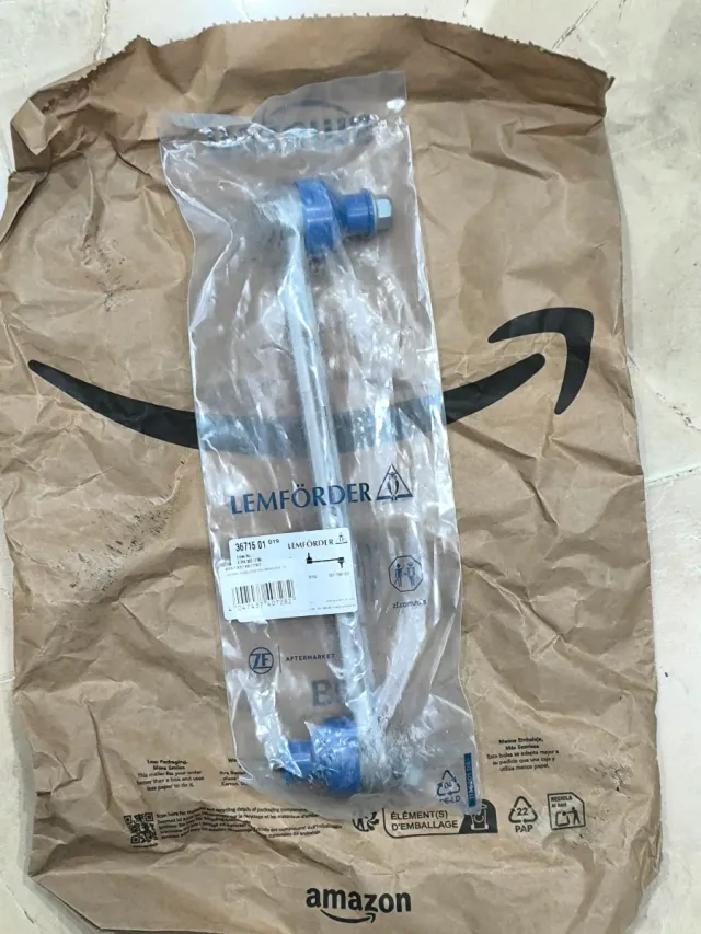 Lemförder 36715 01 019 Bieleta Estabilizadora W204