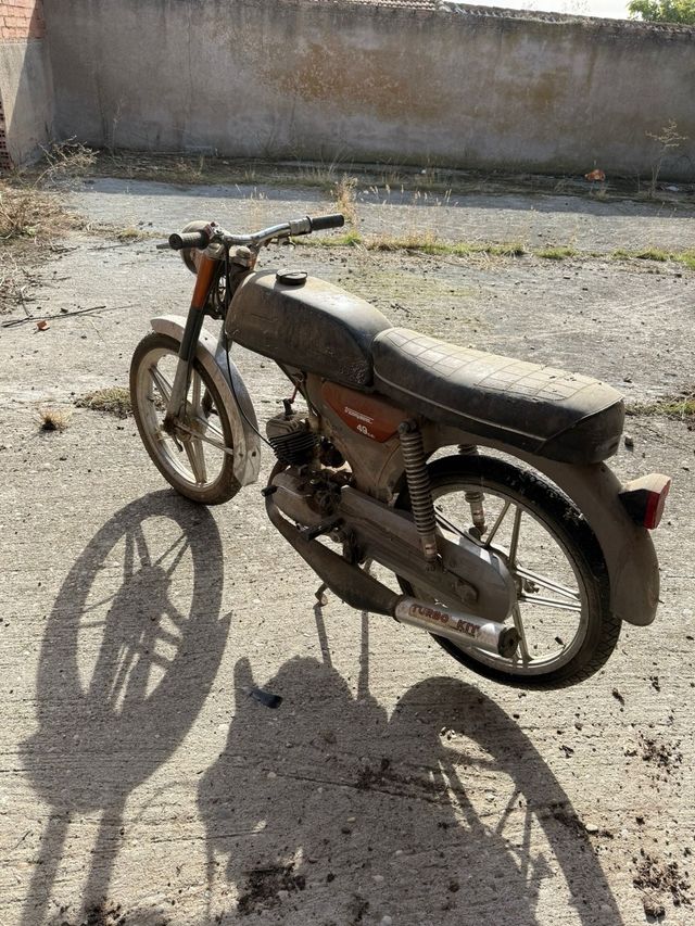 Derbi Tricampeona Vespino