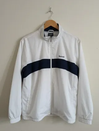 Chaqueta deportiva Reebok blanca y azul