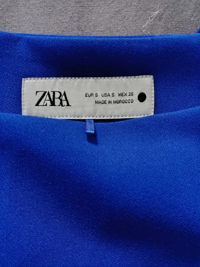 Vestido corto azul Zara