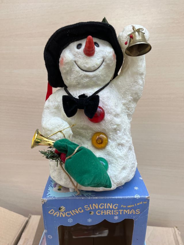 Muñeco de Nieve Bailarín Navideño