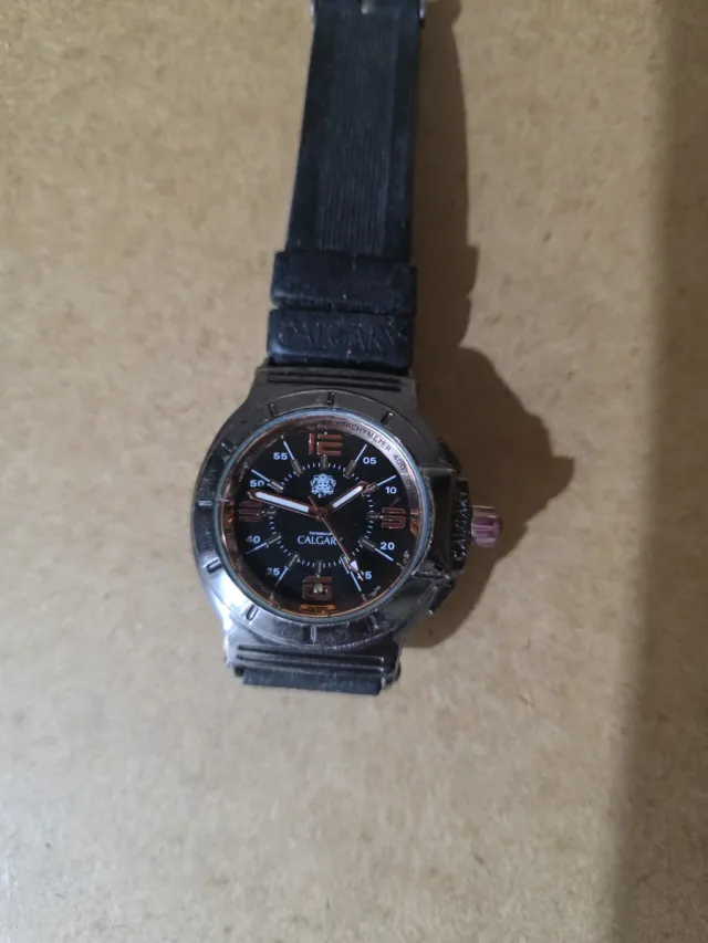 Se regalan 3 relojes funcionan pero no tiene pila.