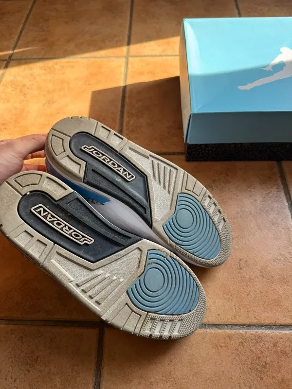 Jordan 3 Retro UNC Taglia 44