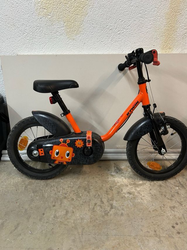 Bicicleta infantil naranja BTWIN