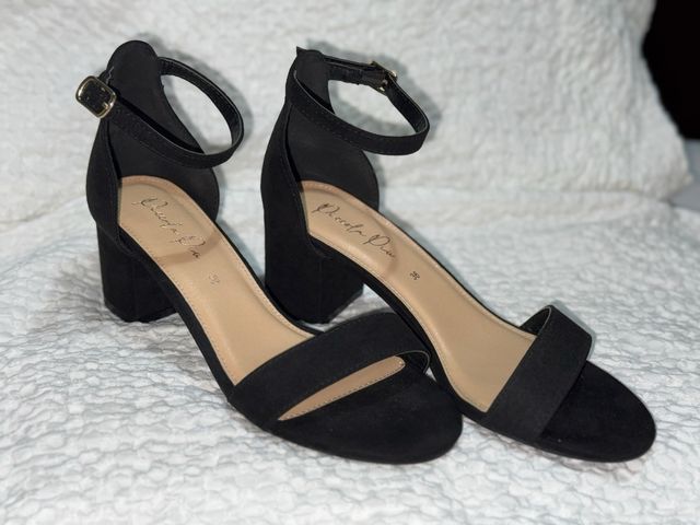 Zapatos de tacón negros talla 36