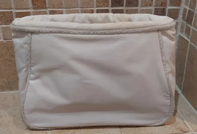 Trousse Chanel morbida con zip