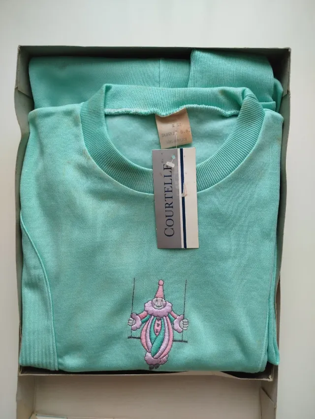 Pijama NIÑA TALLA: 12 VERDE. Otoño/Invierno