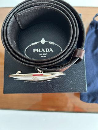 Cinturón Prada Marrón Hebilla Ovalada Plata