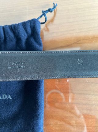 Cinturón Prada Marrón Hebilla Ovalada Plata