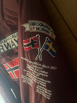 Canguro Geographical Norway Rojo