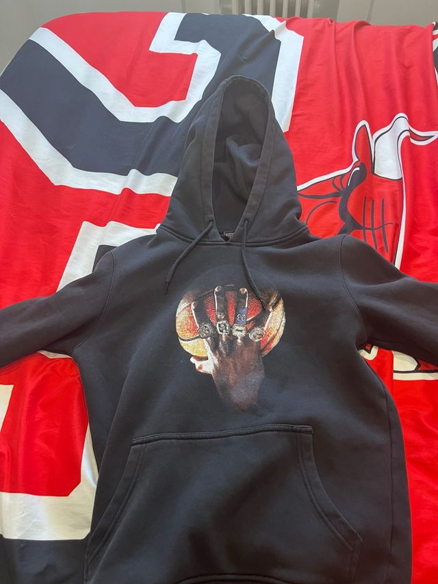 Sudadera Snipes Negra con Estampado Baloncesto