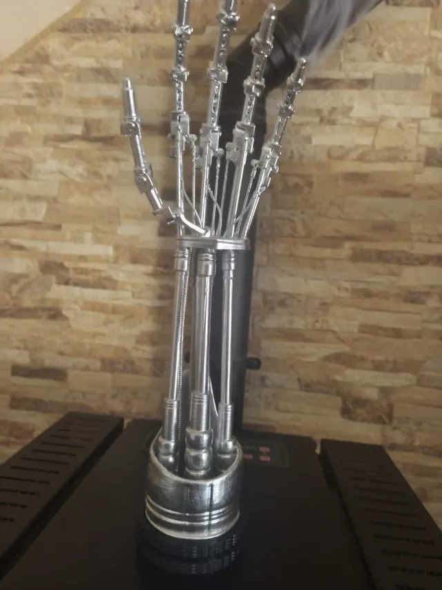 Brazo Terminator T800 Impreso 3D