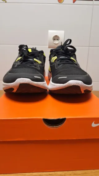 Nike React Miller Negro/Amarillo