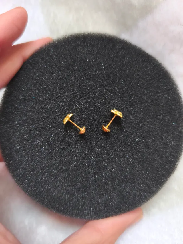 Pendientes oro 18k con circonita