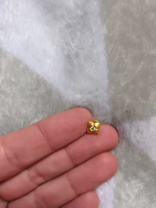 Pendientes oro 18k con circonita