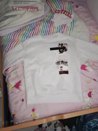 Sudadera blanca mujer con estampado