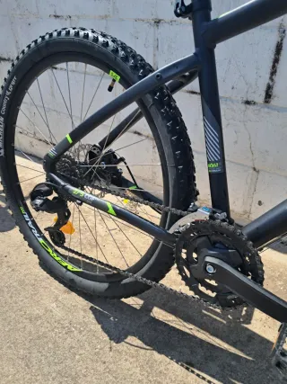 Bicicleta Rockrider MTB talla L Negra y Verde