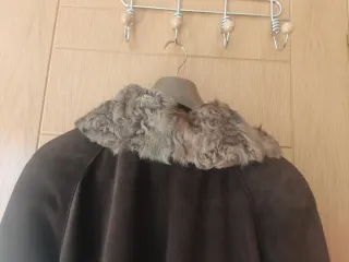 Abrigo de pecari marrón