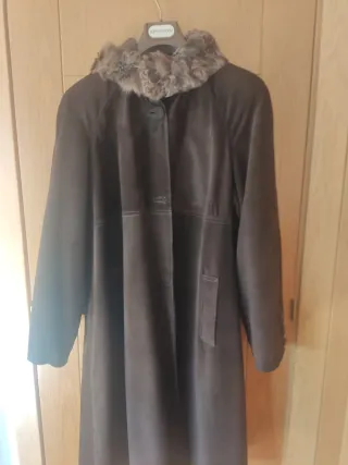 Abrigo de pecari marrón