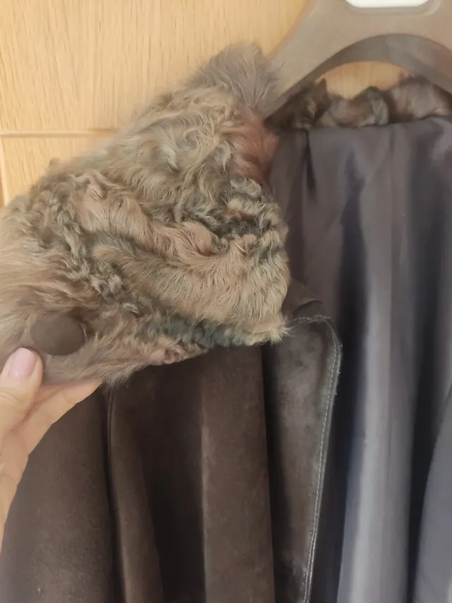 Abrigo de pecari marrón