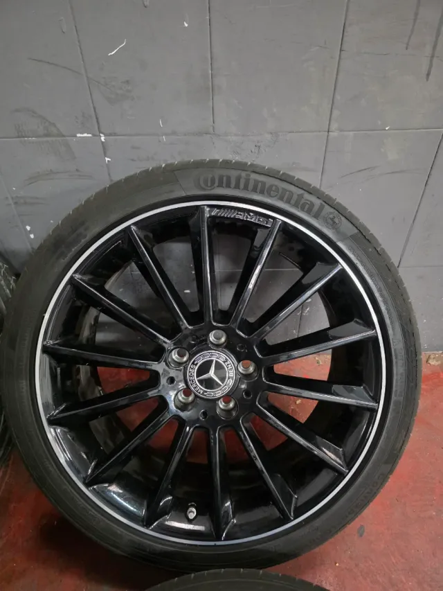 Juego 4 Llantas Mercedes 19