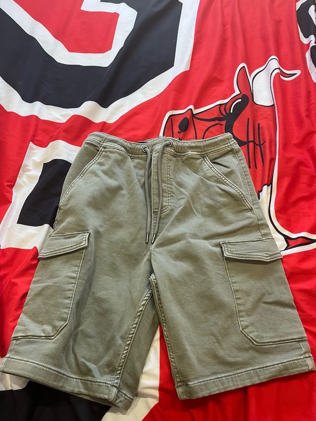 Pantalones Cargo Cortos Verdes Lefites