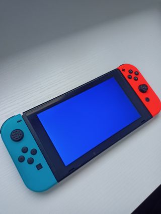 Nintendo Switch Azul y Rojo