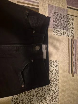 Pantalón campana Bershka negro