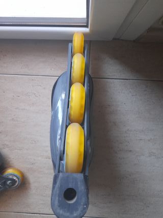 Patinete en línea talla 39