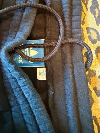 Chándal Adidas Negro y Rojo Original