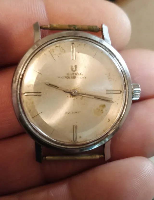 Reloj Universal Polerouter