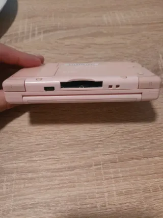 Nintendo DS Lite Rosa + 2 Giochi