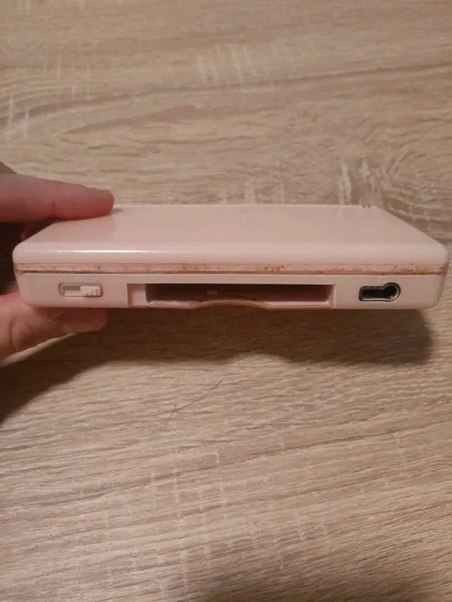 Nintendo DS Lite Rosa + 2 Juegos