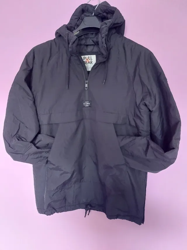 Parka acolchada Pull&Bear negra