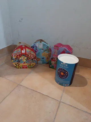 Puzzles infantiles maletín y tubo