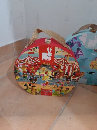 Puzzles infantiles maletín y tubo