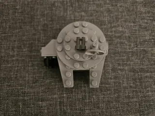 Lego Halcón Milenario Toys "R" Us.