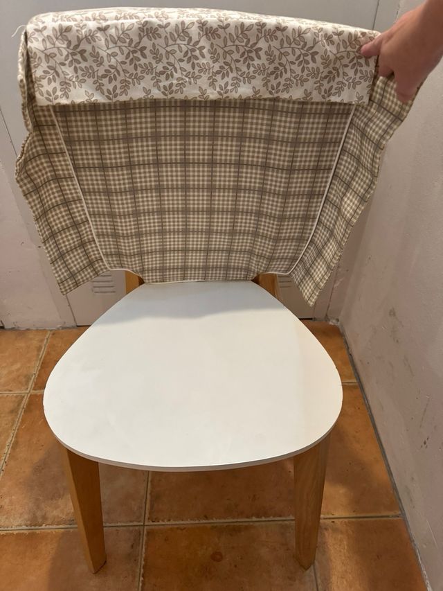 Silla Nórdica Madera y Cojín Estampado