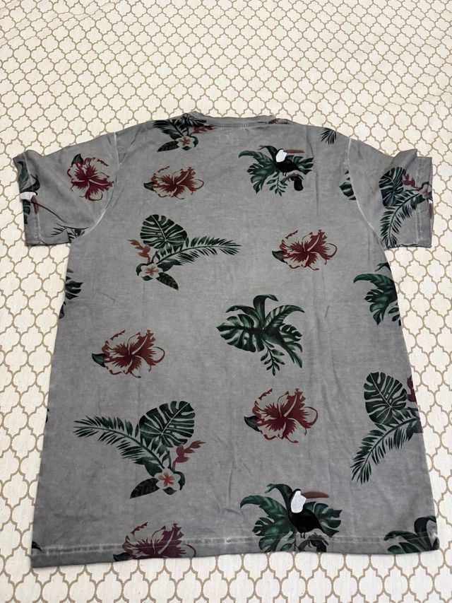 Camiseta Bali Est 86 Gilbert Teckel Floral